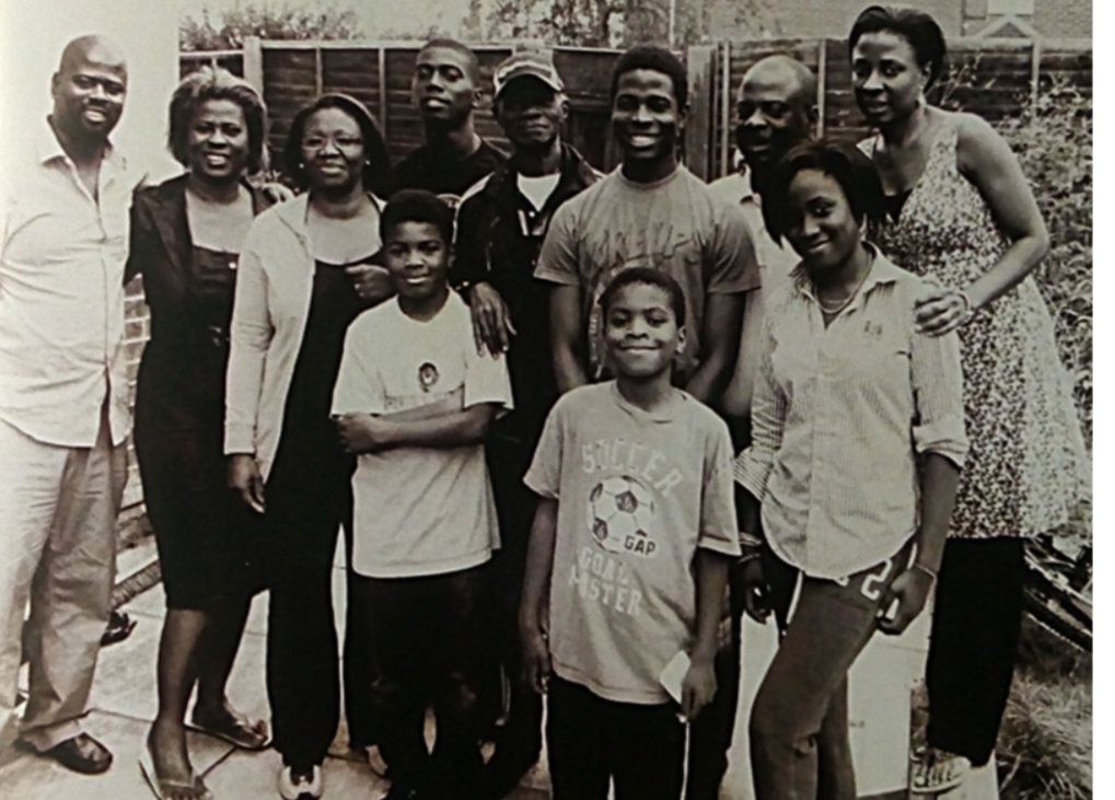 The extended Fola-Alade family together.